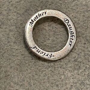 Sterling Silver “Mother Daughter Friend” Pendant Circle 925 Vintage Sayings